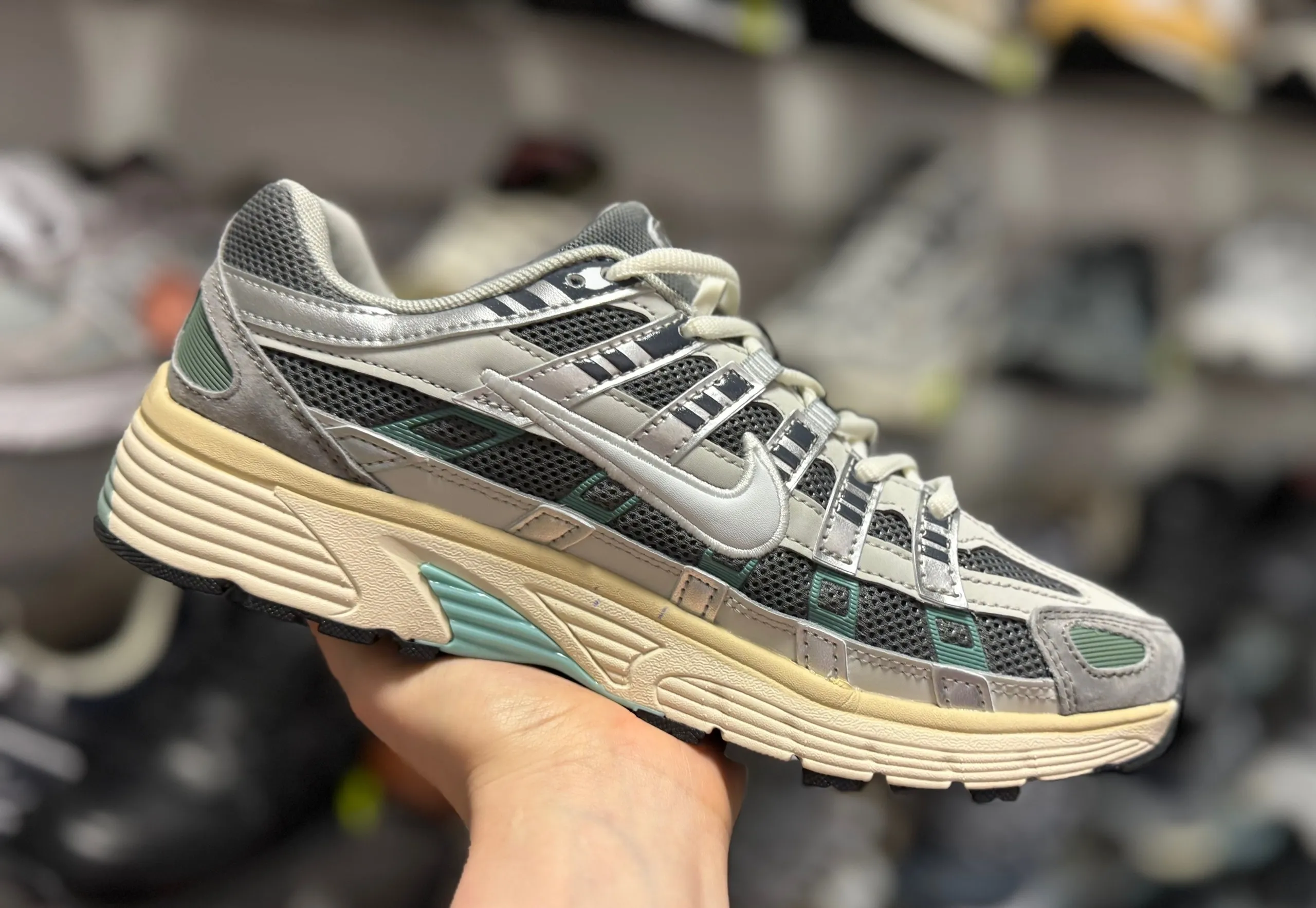 Nike P-6000 серые