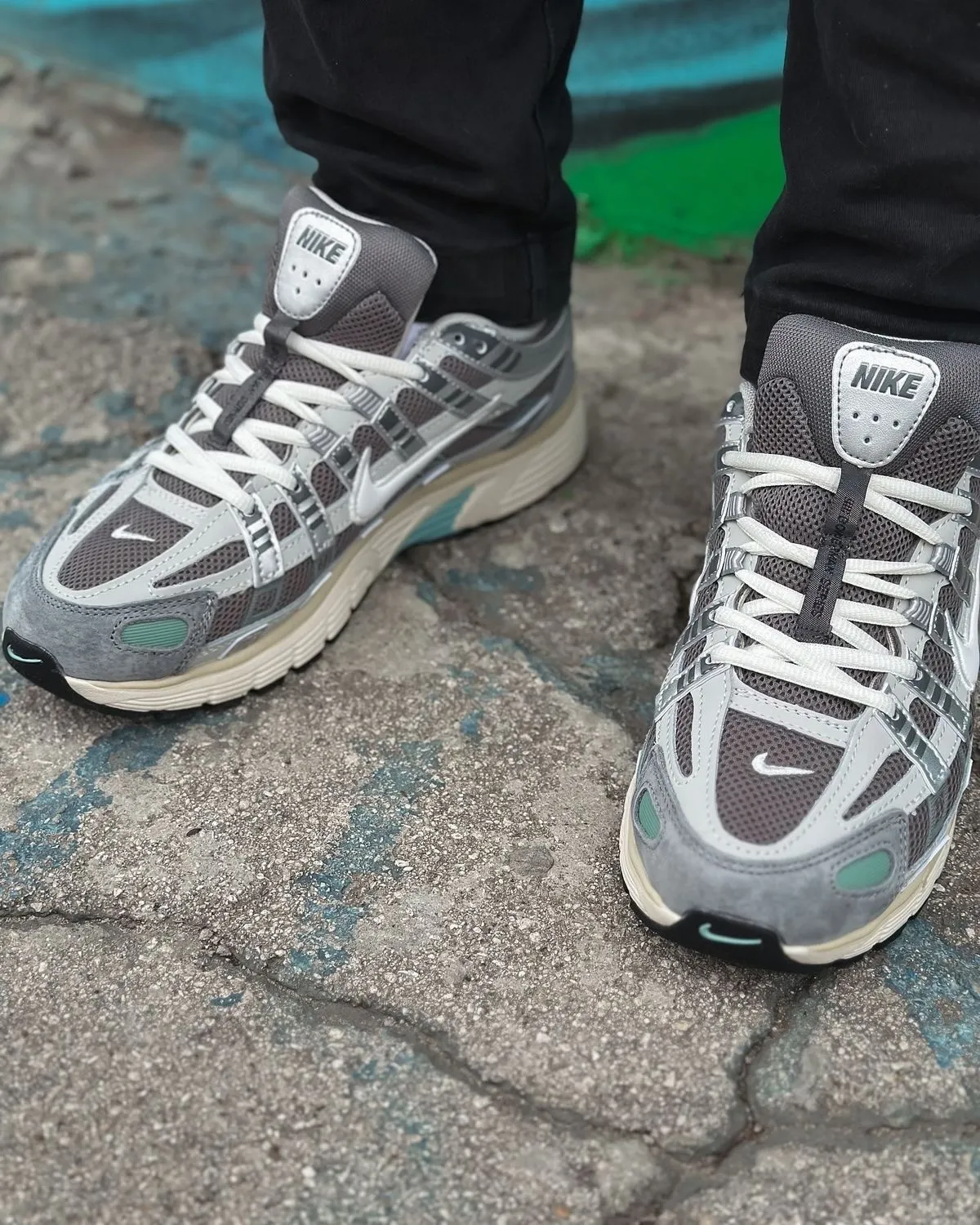Nike P-6000 серые