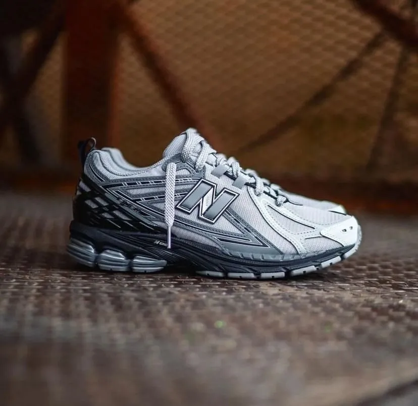 New Balance 1906 R черные с серым