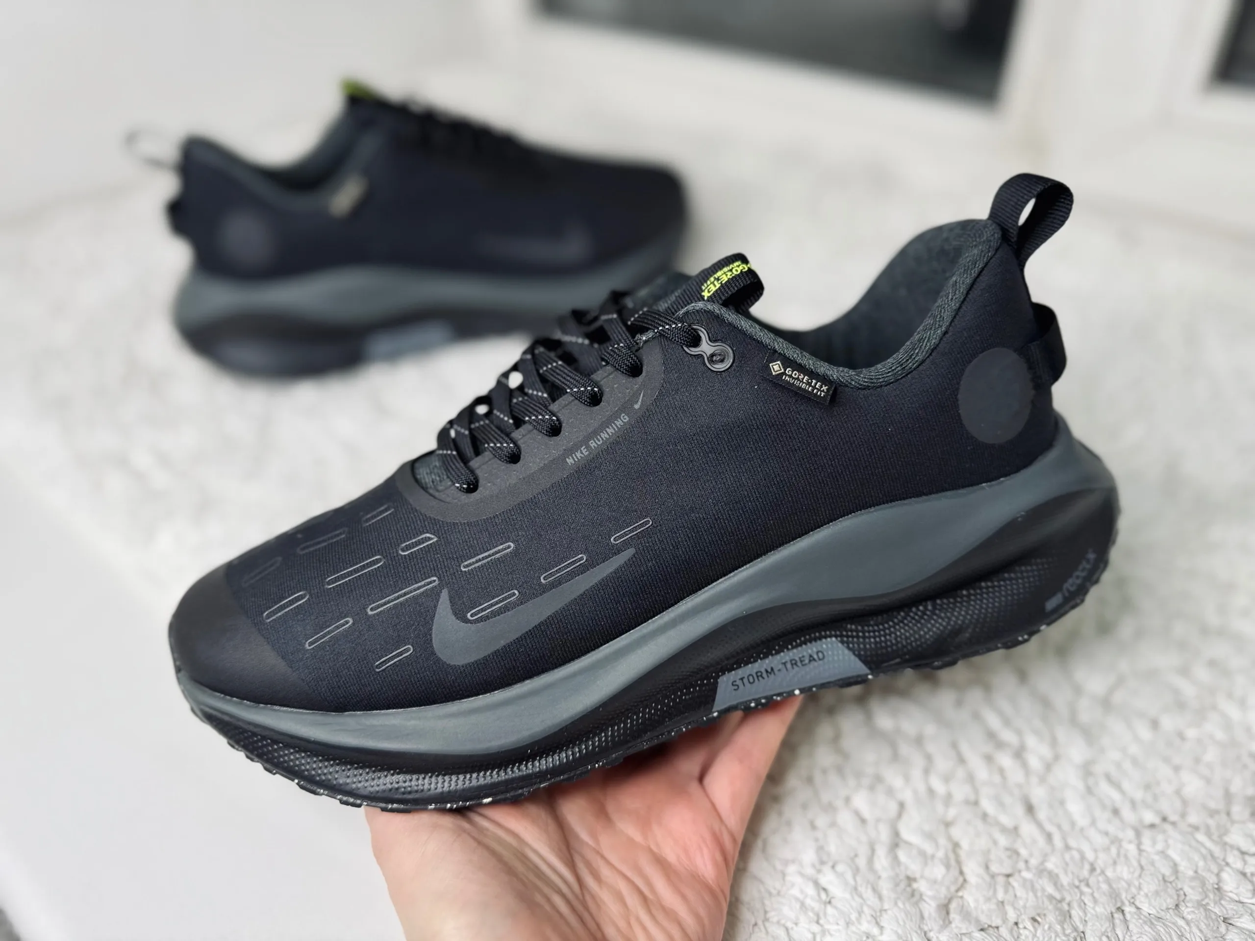 Nike Infinity Run 4 Gore Tex треккинговые