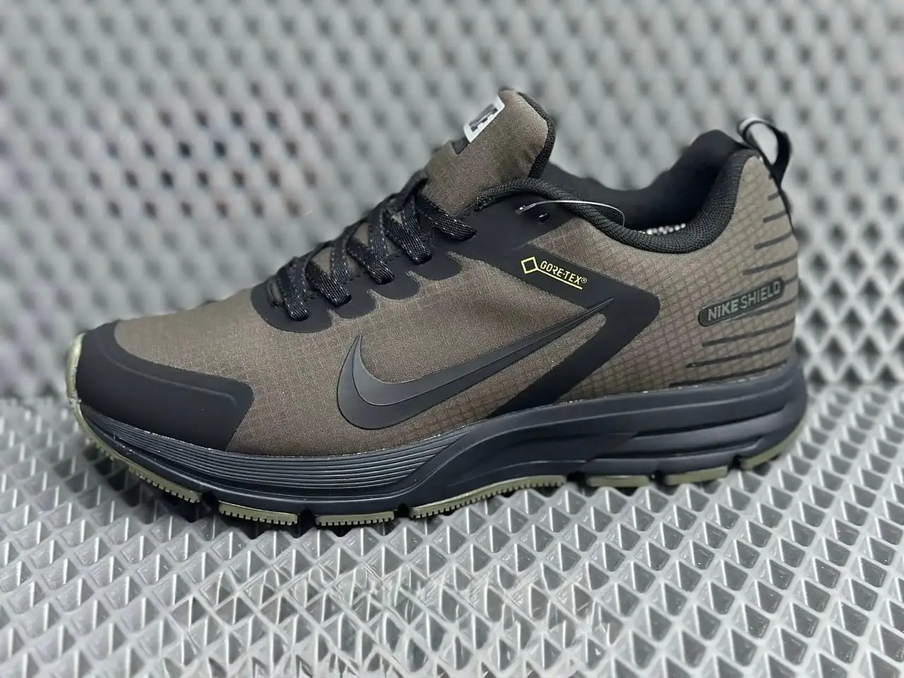 Nike Shield Gore tex коричневые