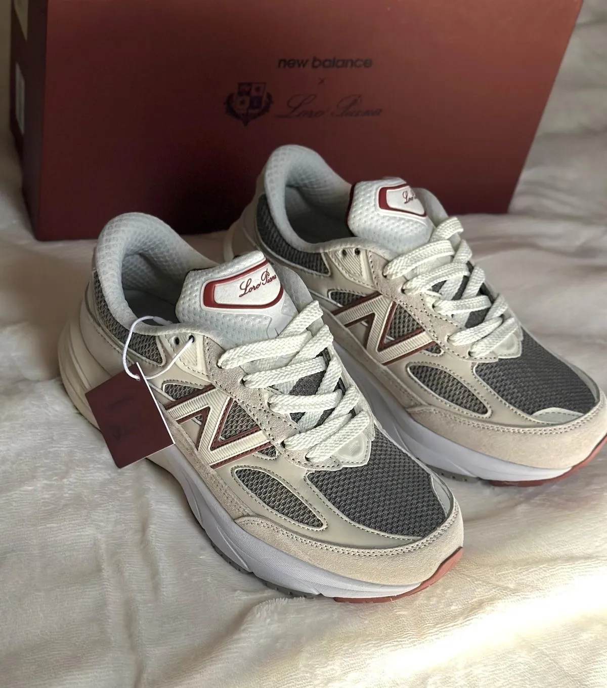 New Balance 990 v6 бежевые Loro Piana