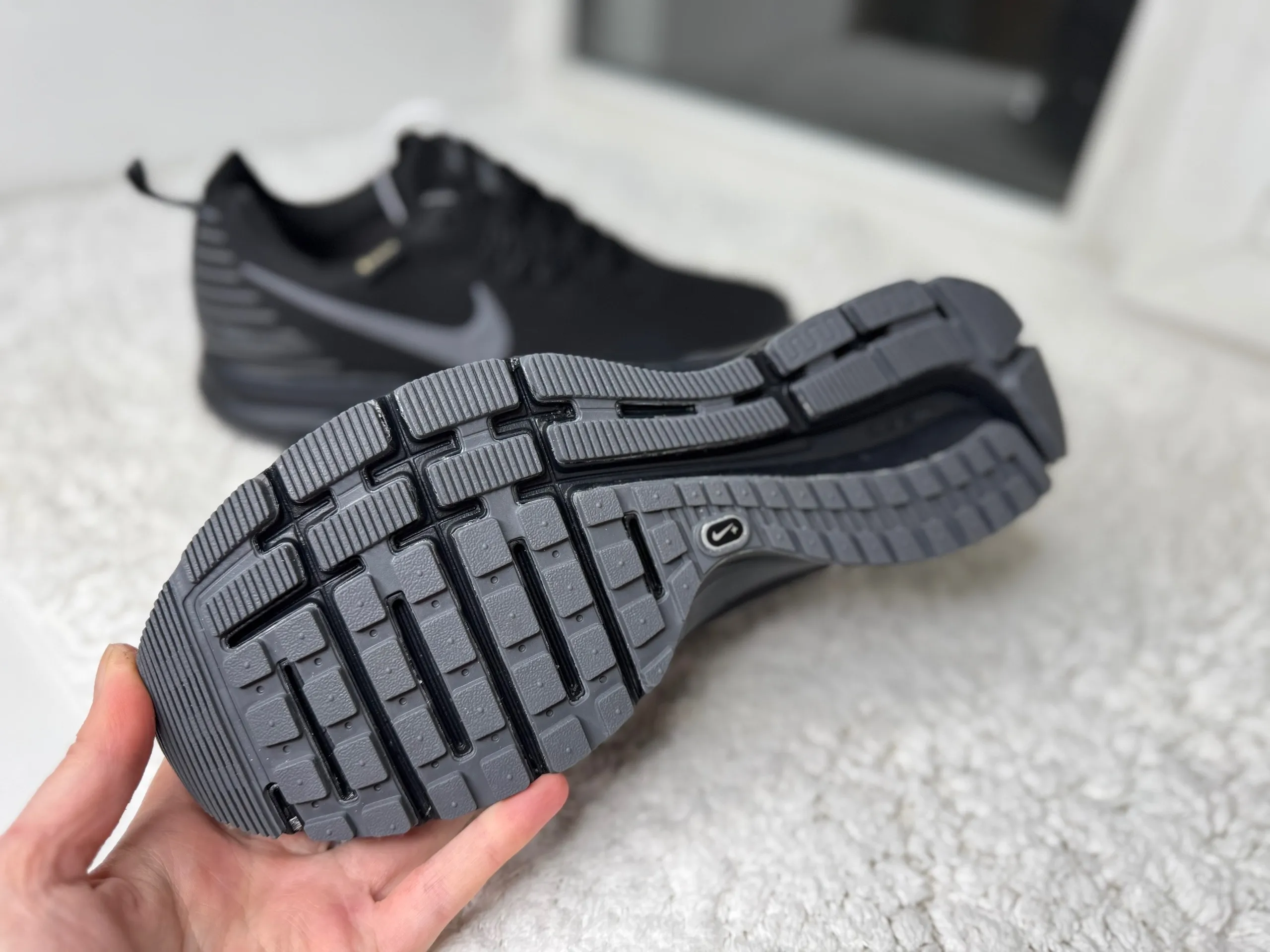 Nike Shield Gore tex Thermo черные Nike Shield Gore tex Thermo черные