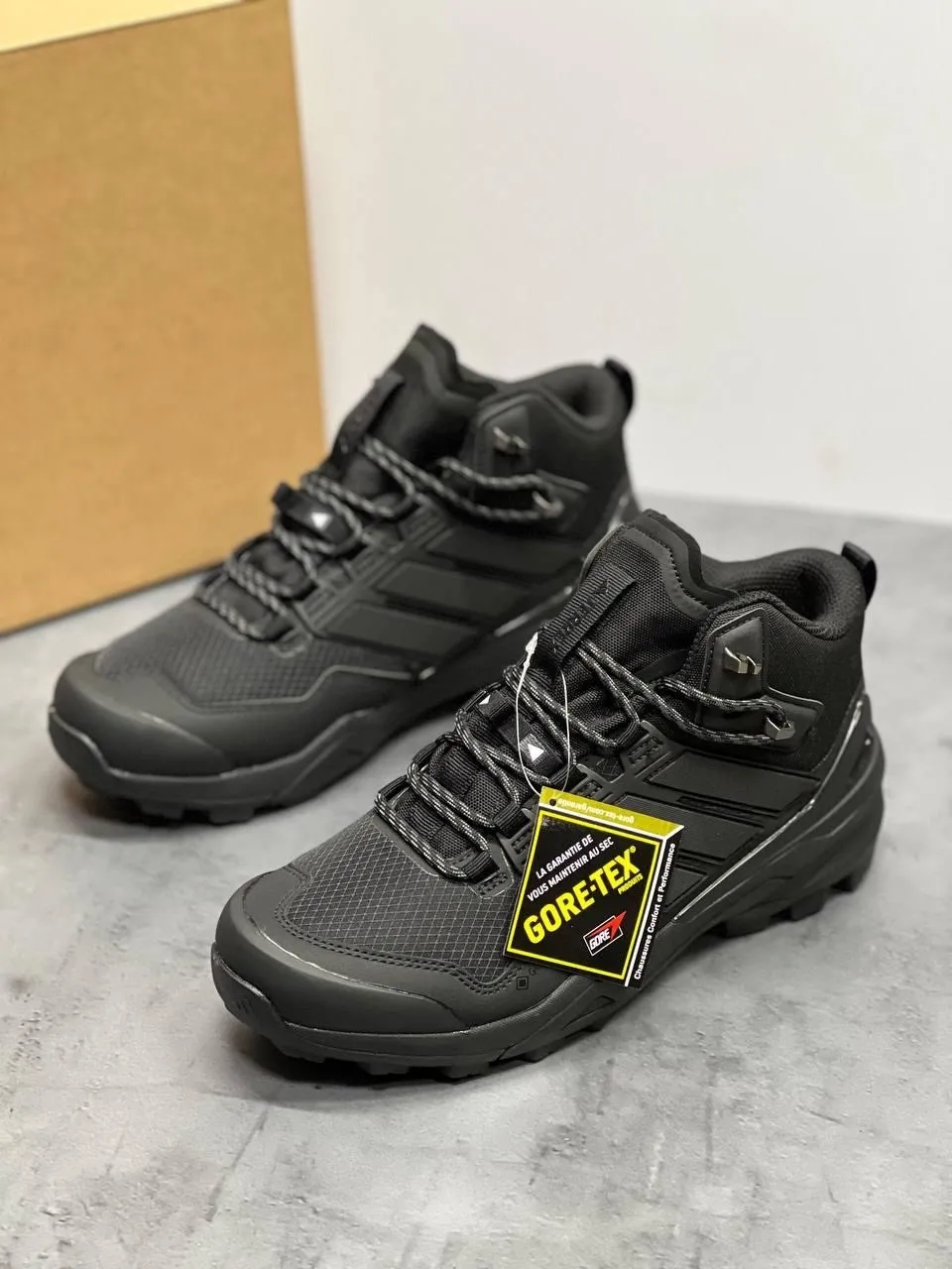 Adidas Terrex Gore tex черные зимние высокие New Adidas Terrex Gore tex черные зимние высокие New