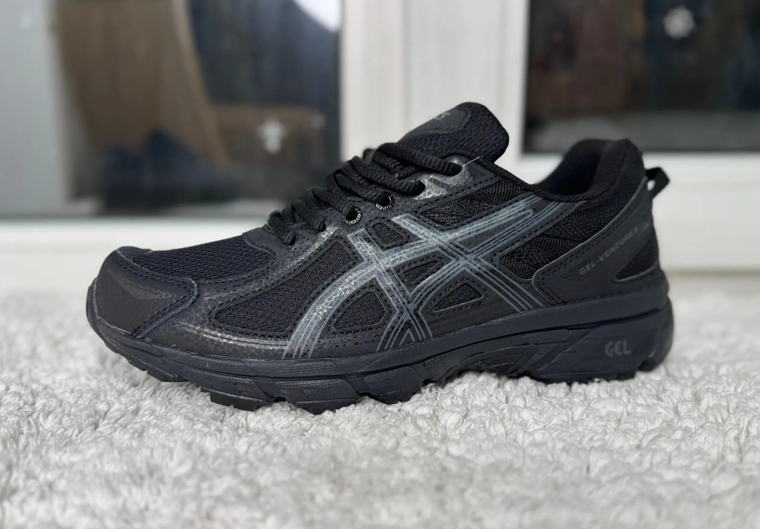 Asics Gel Venture 8 черные