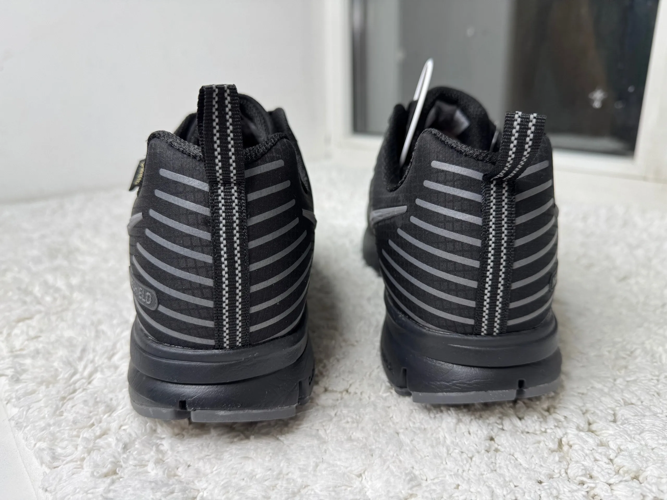 Nike Shield Gore tex Thermo черные Nike Shield Gore tex Thermo черные