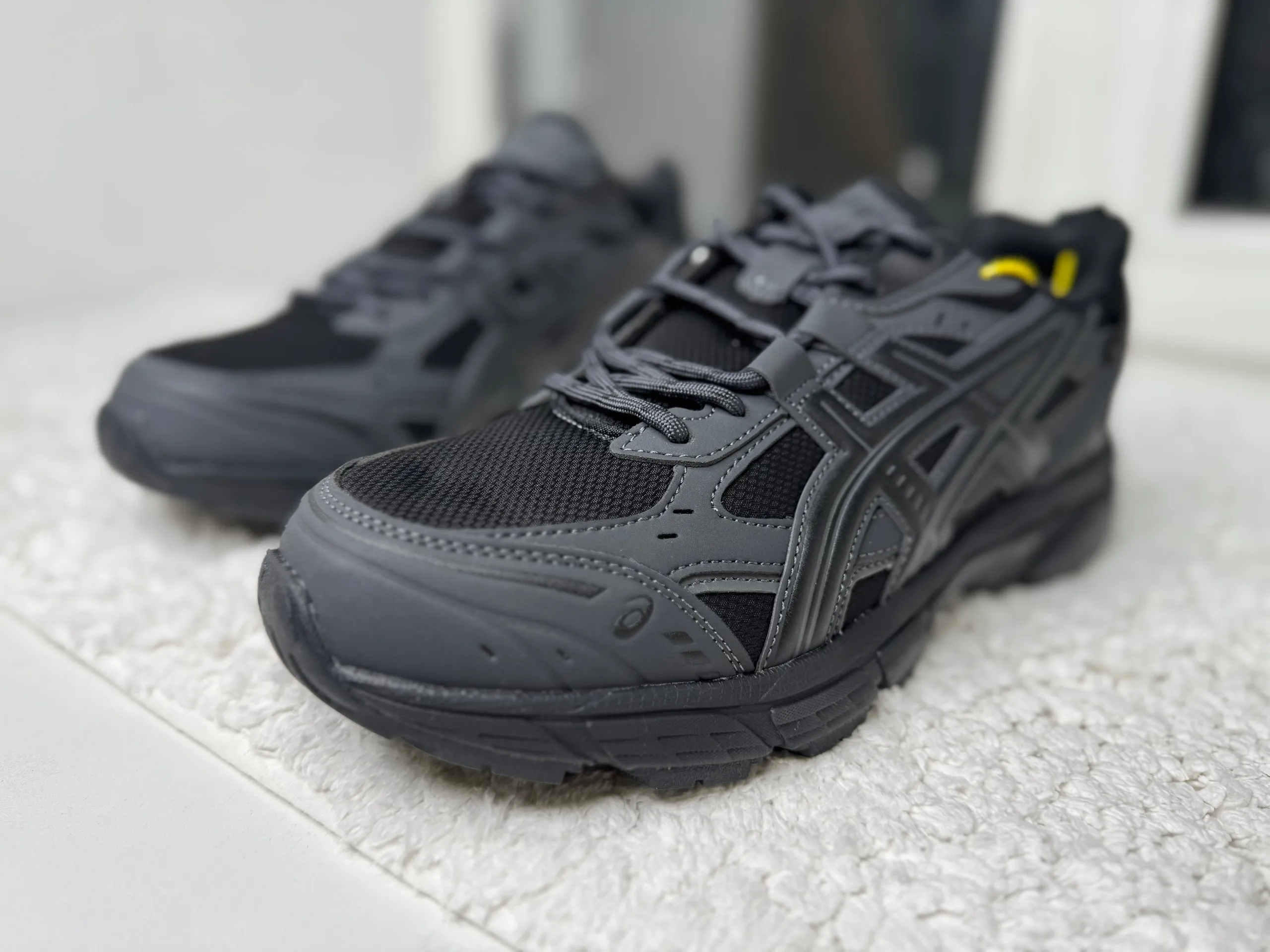 Кроссовки Asics Goretex Thermo серые