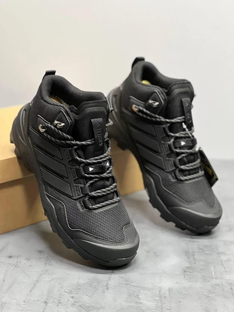 Adidas Terrex Gore tex черные зимние высокие New Adidas Terrex Gore tex черные зимние высокие New