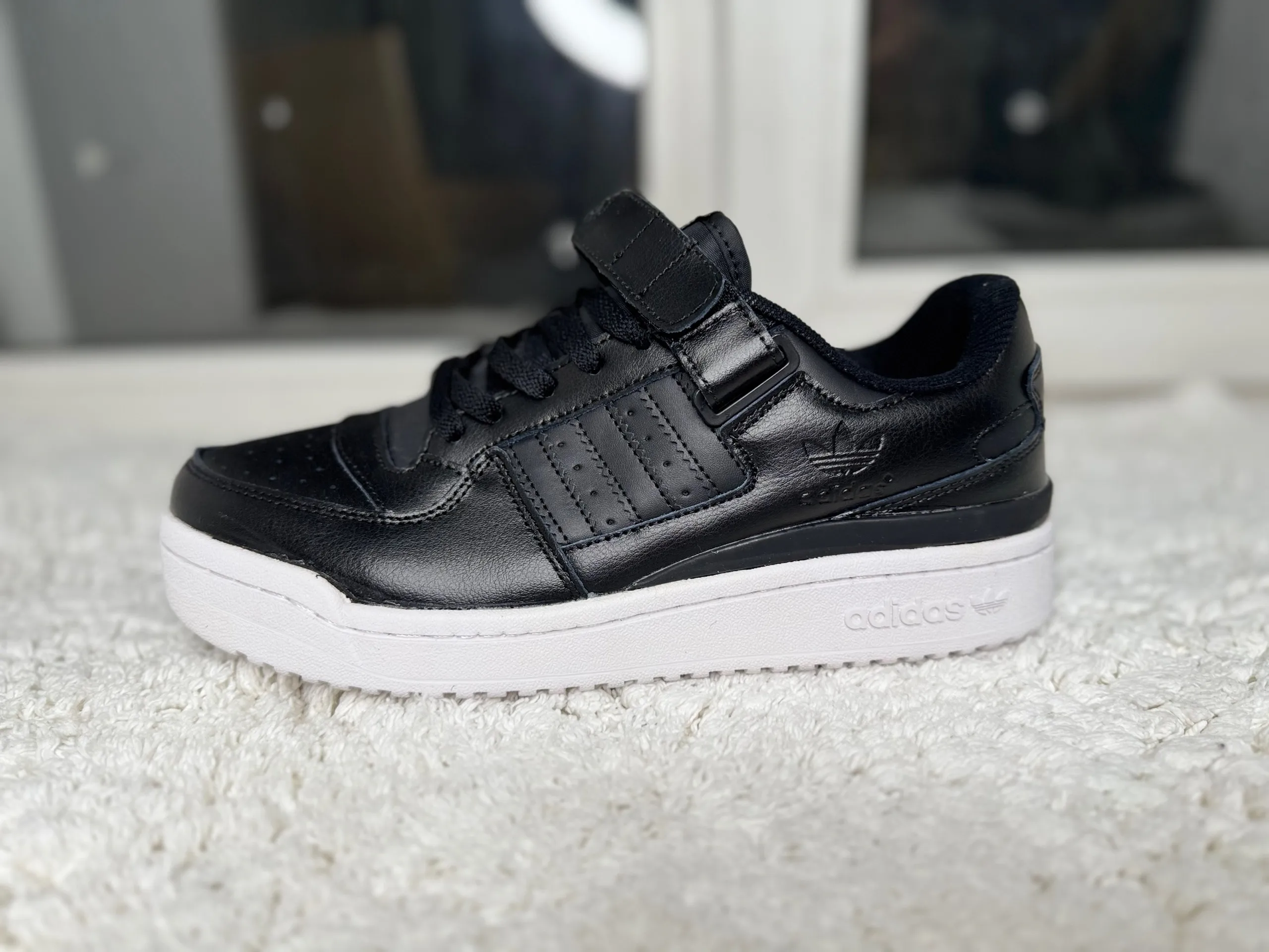 Adidas Forum Low черные Adidas Forum Low черные