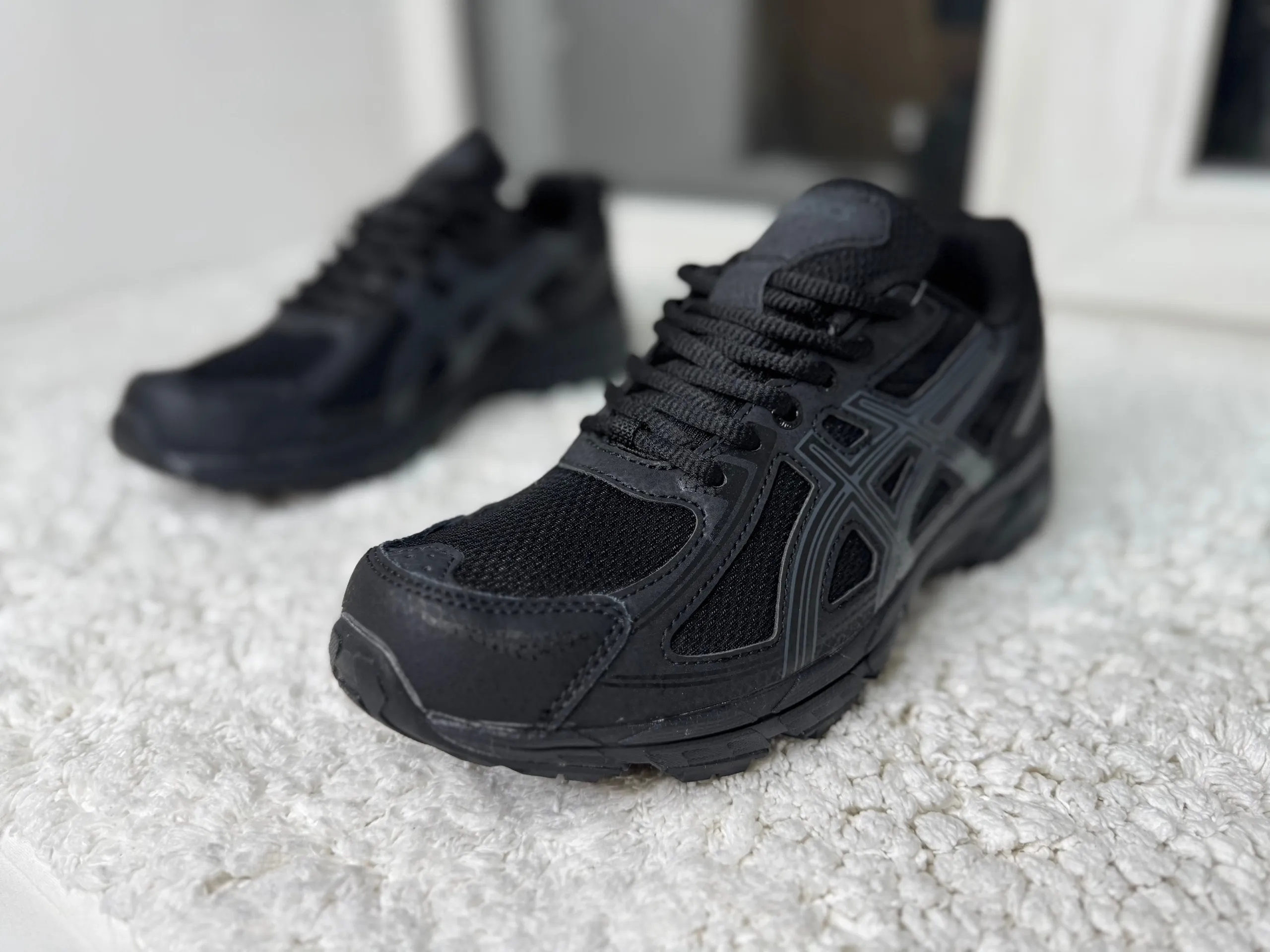 Asics Gel Venture 8 черные