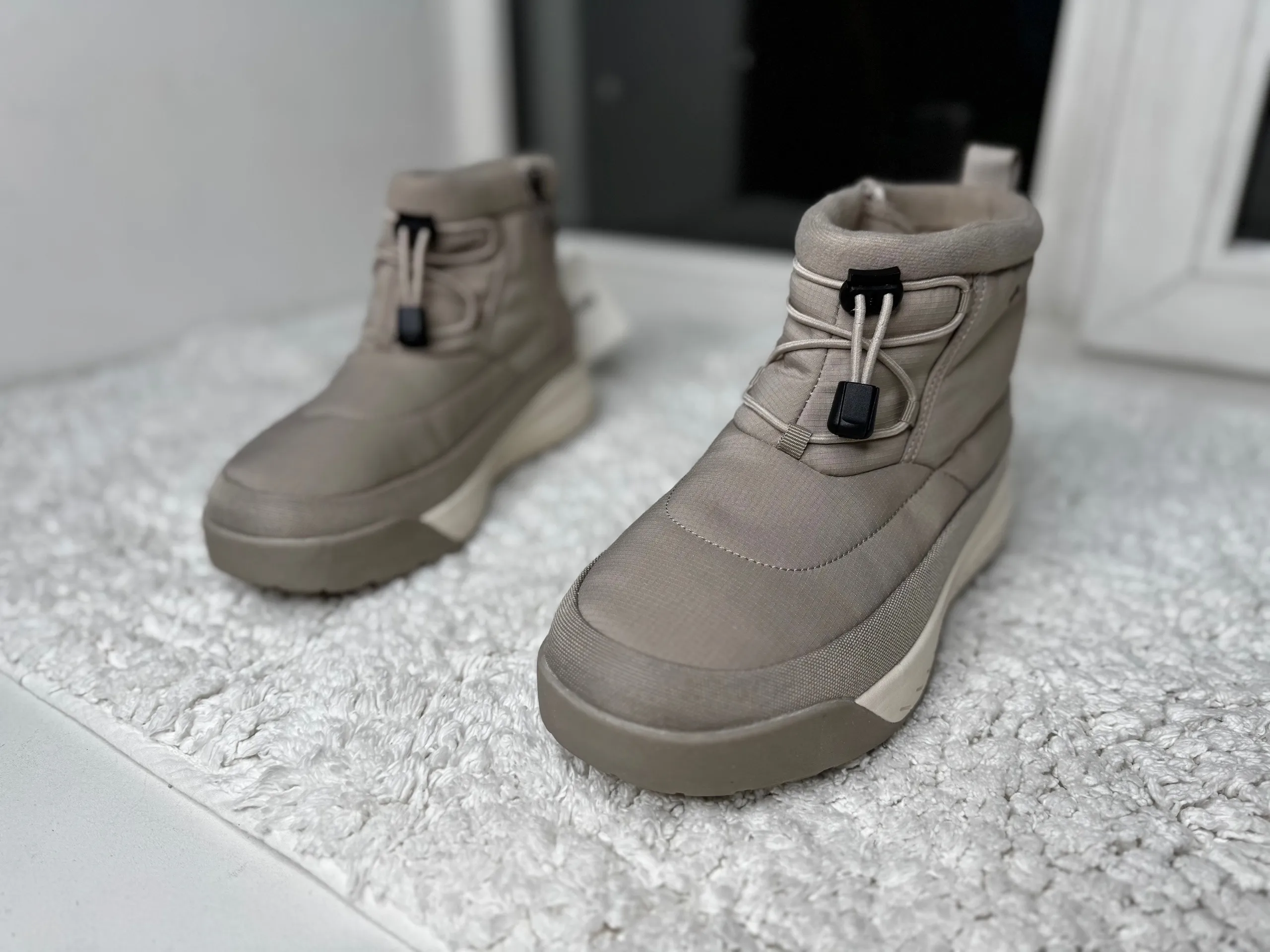 Сапоги дутики Columbia бежевые зимние