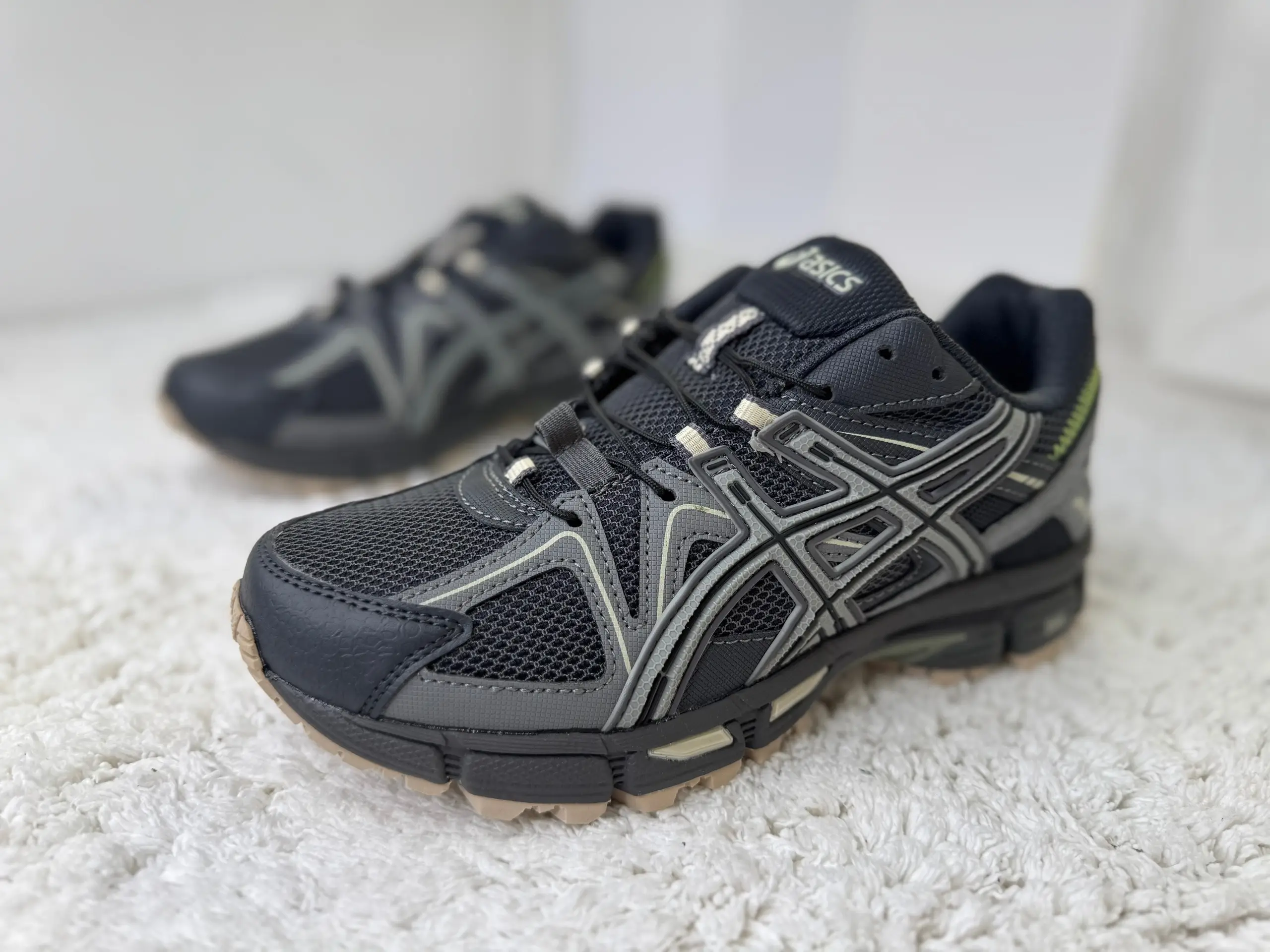 ASICS gel Kahana 8 серые с салатовым