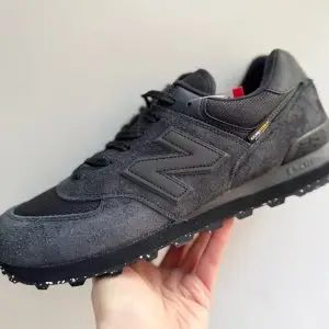 New Balance 574 Великан темно-серые с сеткой New