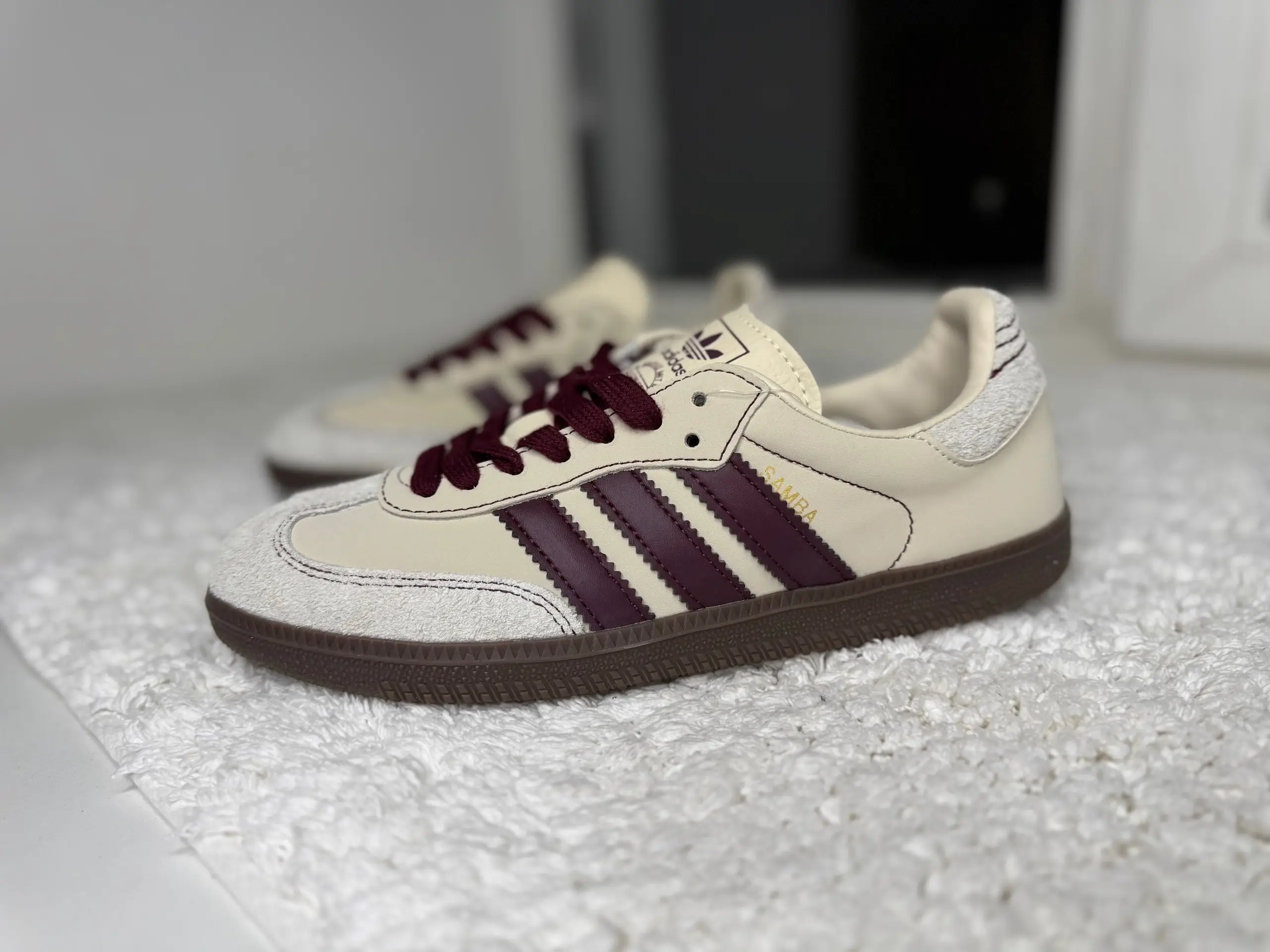 Adidas Samba бежевые с бордовым