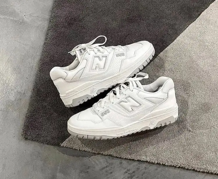 New Balance 550 белые с серым